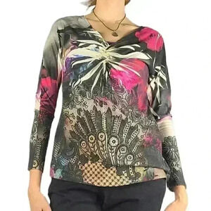 Christopher & Banks Punk Y2k Long Sleeve V-Neck Top